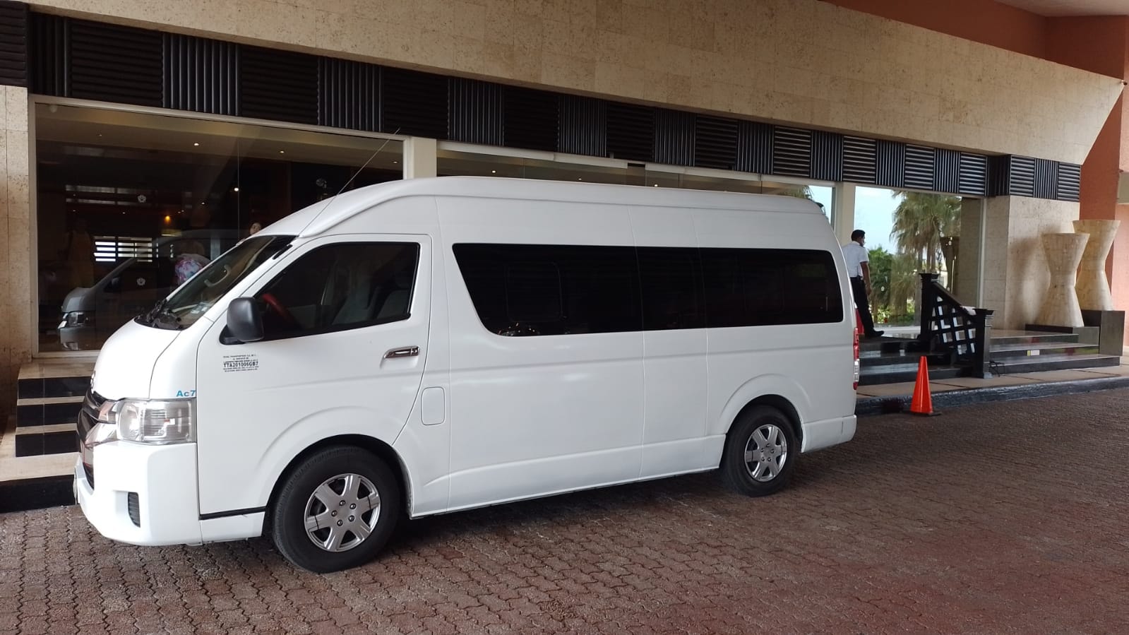 Private van — Cancún Airport to Hotel Zone